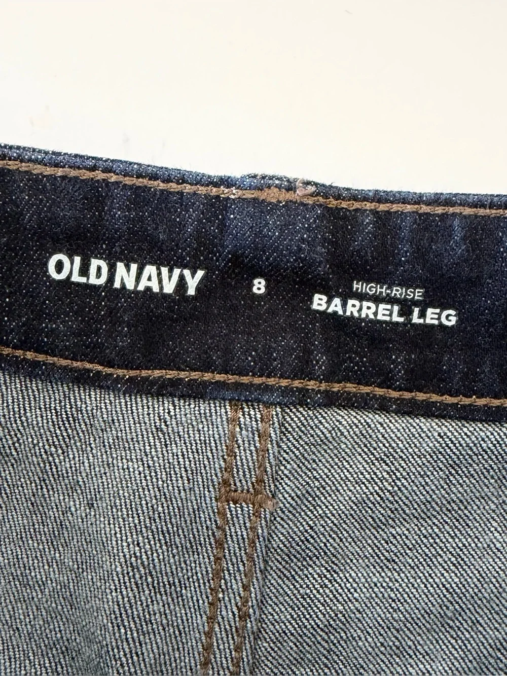 Old Navy Jeans Womens 8 Barrel Leg Dark Wash - Picture 4 of 9